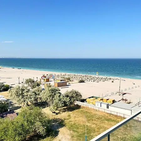 White Tower - Private Mamaia